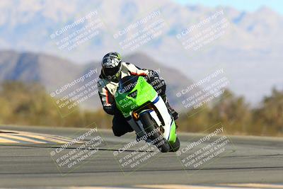 media/Jan-09-2022-SoCal Trackdays (Sun) [[2b1fec8404]]/Turn 14 (10am)/